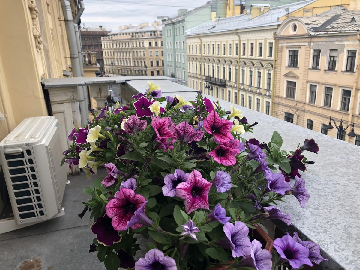 Solo Admiralteyskaya Hotel Saint Petersburg Bagian luar foto